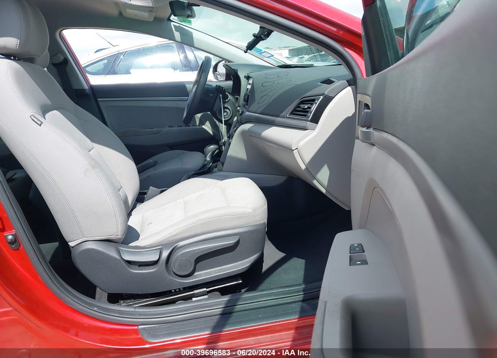2017 HYUNDAI ELANTRA SE VIN: 5NPD74LF8HH126805
