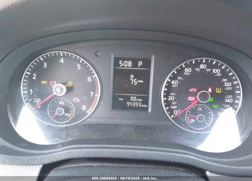2013 VOLKSWAGEN PASSAT 2.5L S VIN: 1VWAP7A38DC041933