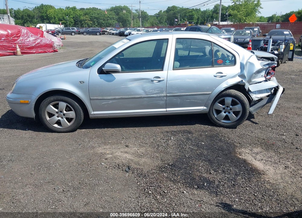 2005 VOLKSWAGEN JETTA VIN: 3VWSK69M35M017789