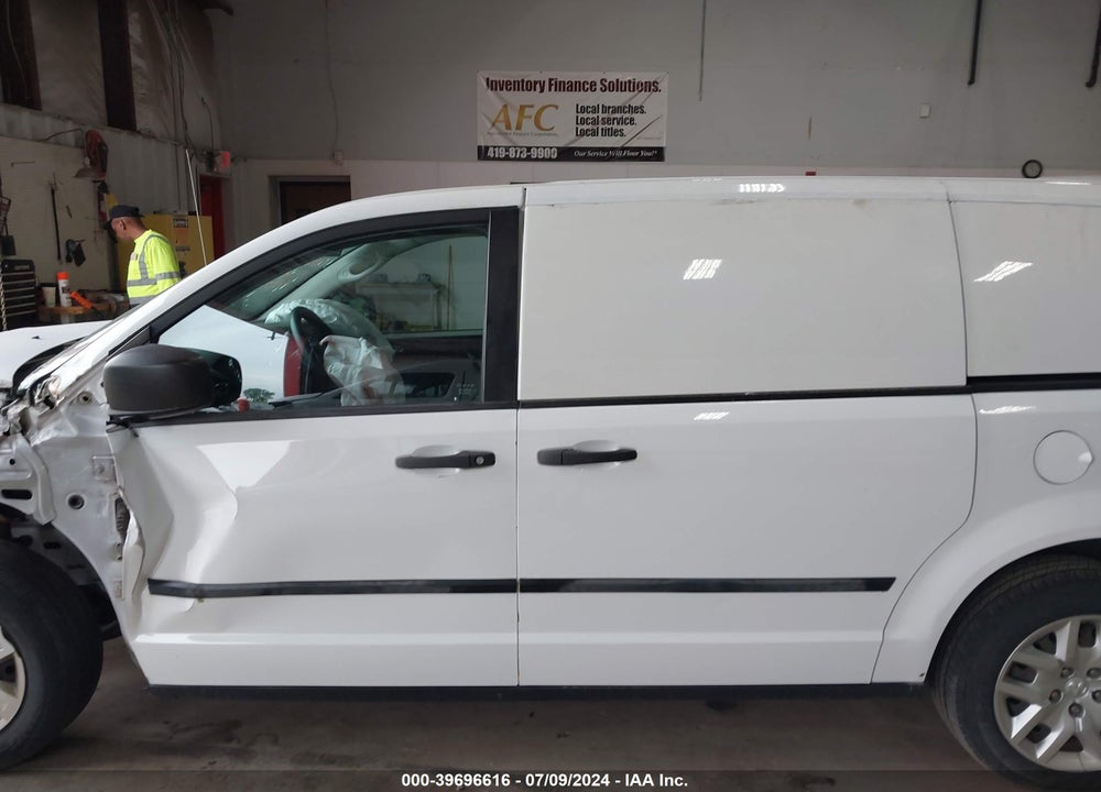 2014 RAM CARGO VIN: 2C4JRGAG9ER204887