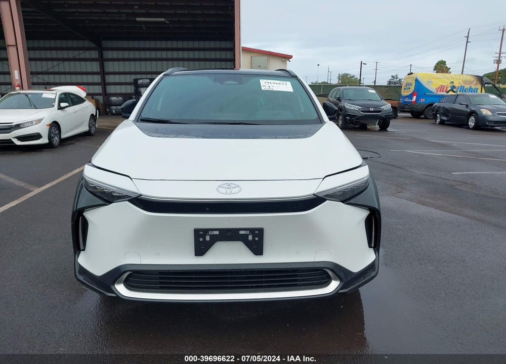 2023 TOYOTA BZ4X LIMITED VIN: JTMAAAAA0PA017027