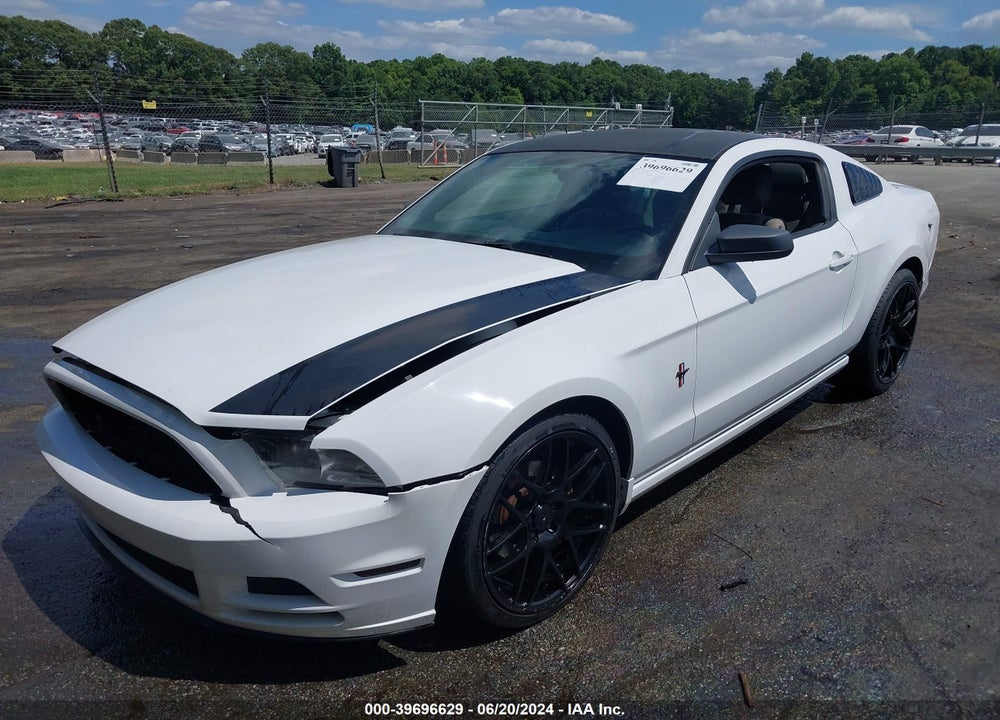 2014 FORD MUSTANG V6 VIN: 1ZVBP8AM7E5310920