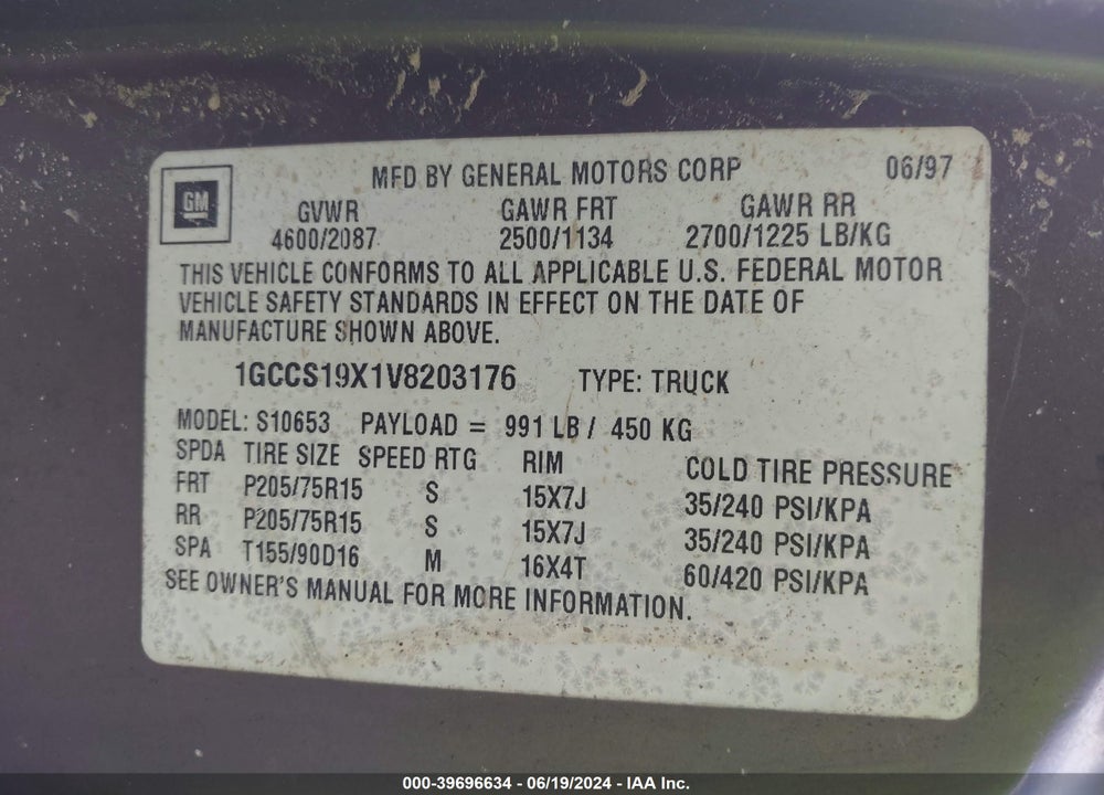 1997 CHEVROLET S-10 VIN: 1GCCS19X1V8203176