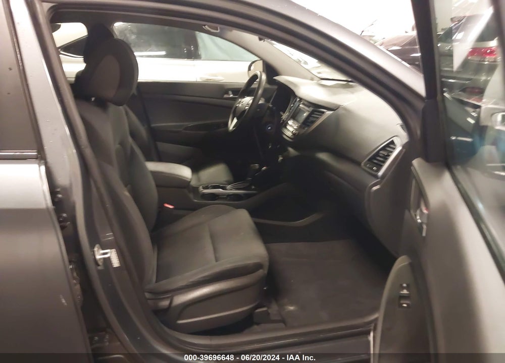 2016 HYUNDAI TUCSON ECO VIN: KM8J3CA27GU127680
