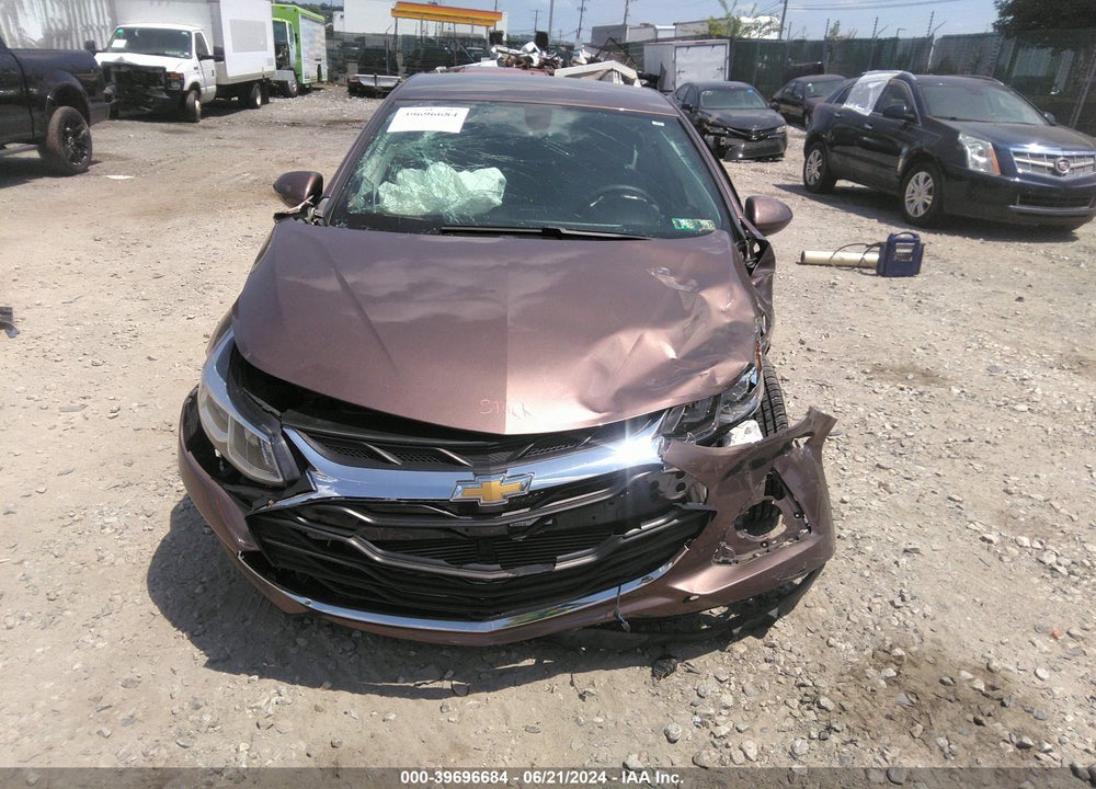 2019 CHEVROLET CRUZE LS VIN: 1G1BC5SM1K7113309
