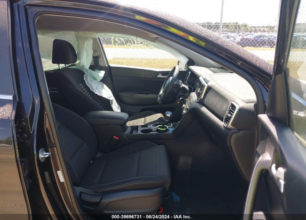 2020 KIA SPORTAGE LX VIN: KNDPMCAC9L7822627