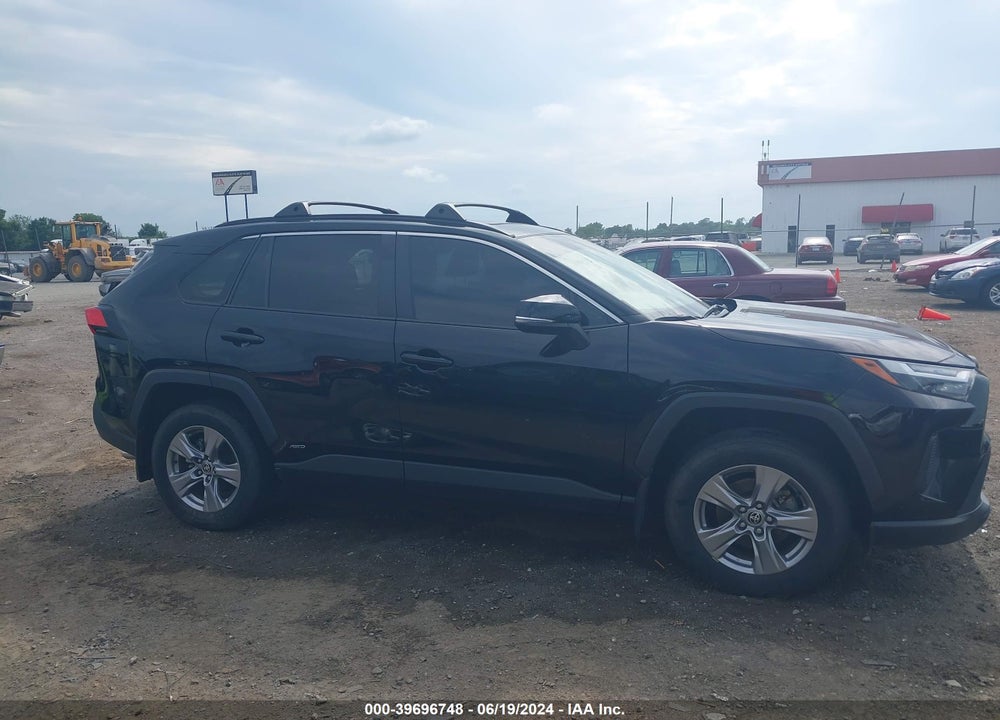 2022 TOYOTA RAV4 HYBRID XLE VIN: JTMRWRFV3ND155669