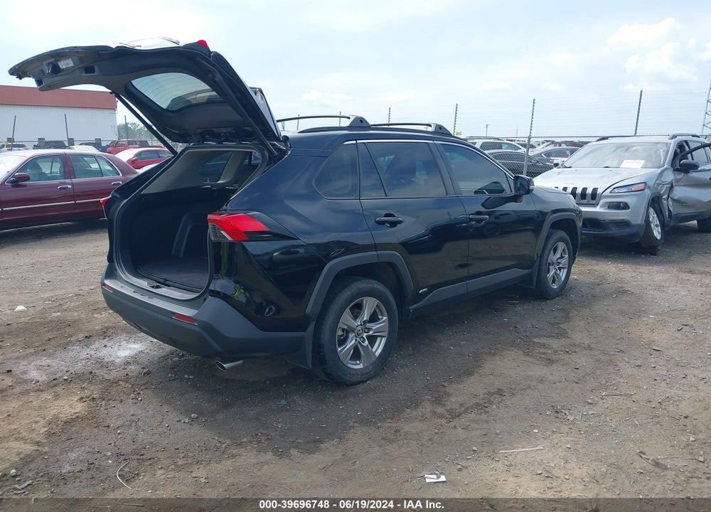 2022 TOYOTA RAV4 HYBRID XLE VIN: JTMRWRFV3ND155669