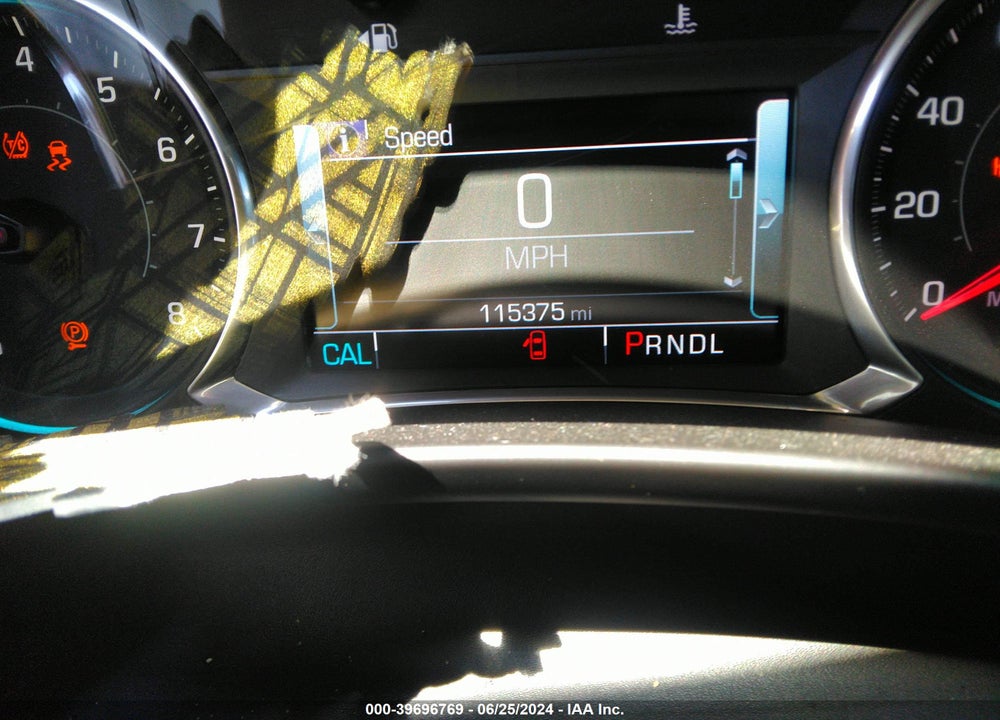 2018 CHEVROLET EQUINOX PREMIER VIN: 2GNAXVEV5J6234295