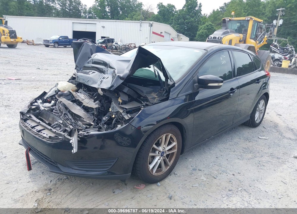 2017 FORD FOCUS SE VIN: 1FADP3K28HL212433