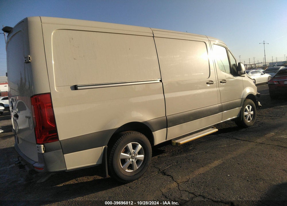 2022 MERCEDES-BENZ SPRINTER 1500 STANDARD ROOF I4 VIN: W1Y70BGY2NT084801