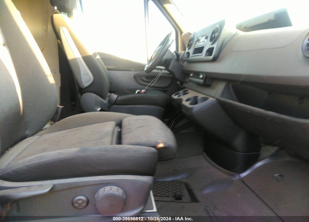 2022 MERCEDES-BENZ SPRINTER 1500 STANDARD ROOF I4 VIN: W1Y70BGY2NT084801