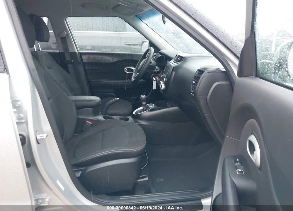 2019 KIA SOUL VIN: KNDJN2A22K7637709