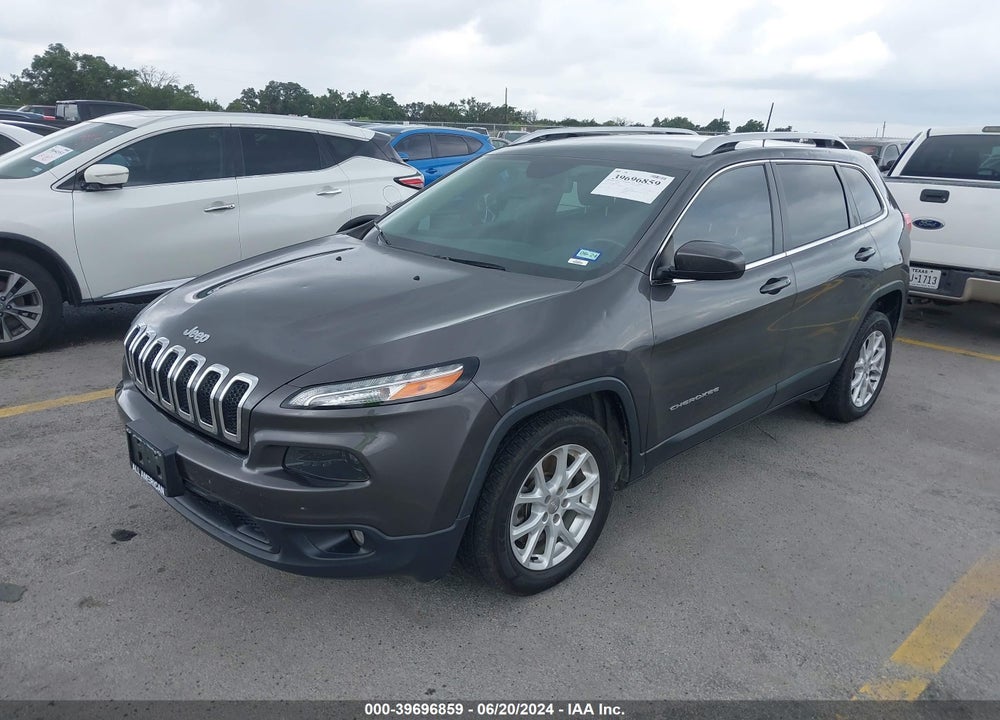 2018 CHEROKEE JEEP  LATITUDE PLUS FWD VIN: 1C4PJLLB8JD590825