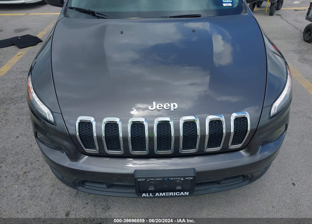 2018 CHEROKEE JEEP  LATITUDE PLUS FWD VIN: 1C4PJLLB8JD590825