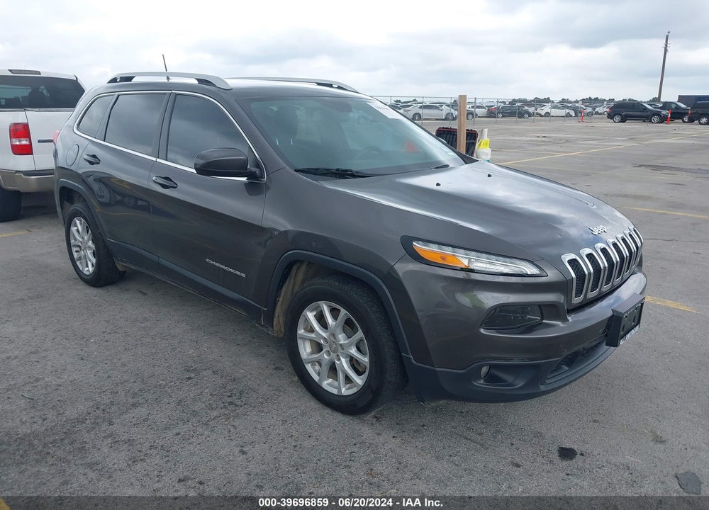 2018 CHEROKEE JEEP  LATITUDE PLUS FWD VIN: 1C4PJLLB8JD590825