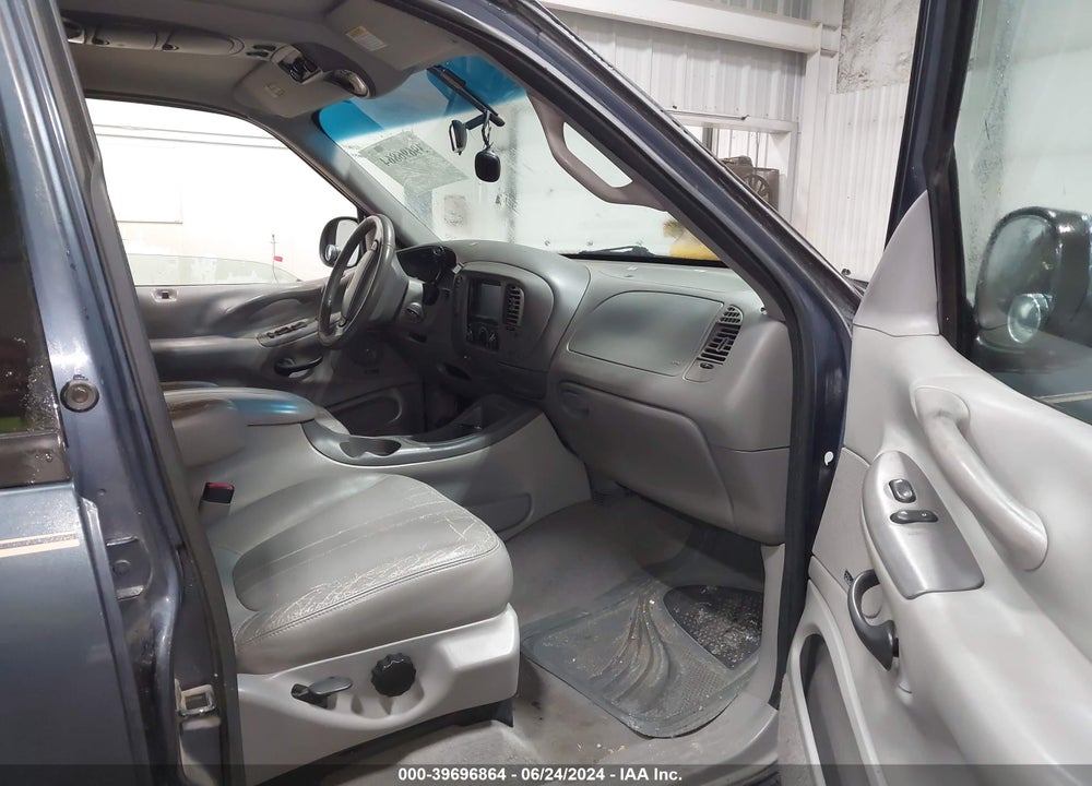 1998 FORD EXPEDITION EDDIE BAUER/XLT VIN: 1FMRU17L5WLA24881