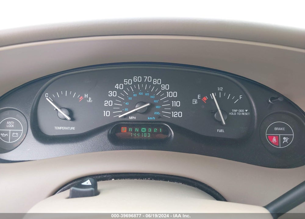 2005 BUICK CENTURY VIN: 2G4WS52J751124779