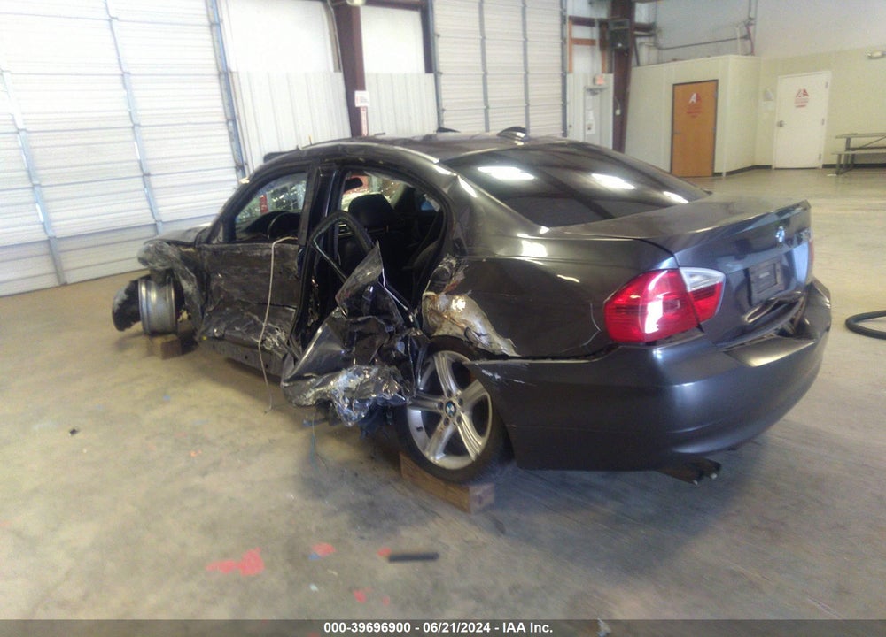 2006 BMW 325I VIN: WBAVB13576KX35047