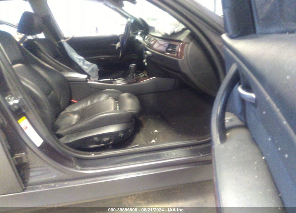 2006 BMW 325I VIN: WBAVB13576KX35047