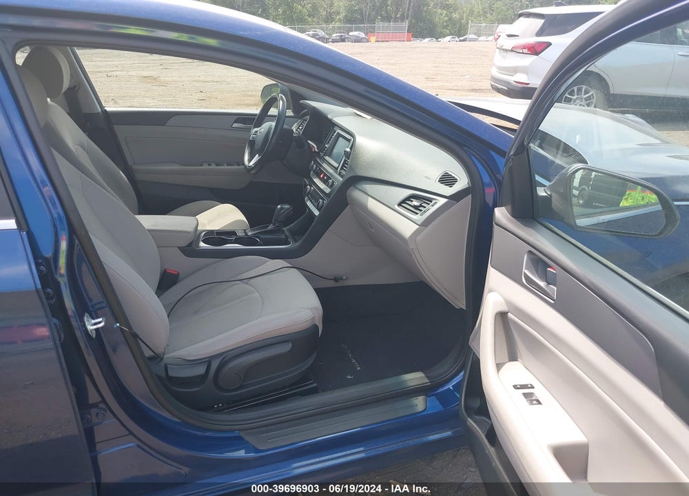 2019 HYUNDAI SONATA SEL VIN: 5NPE34AF0KH818759