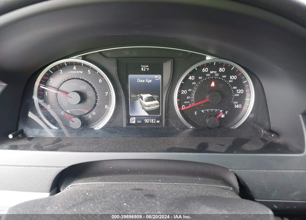 2016 TOYOTA CAMRY SE VIN: 4T1BF1FK4GU239247