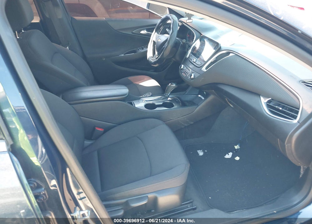 2019 CHEVROLET MALIBU LT VIN: 1G1ZD5ST9KF136703