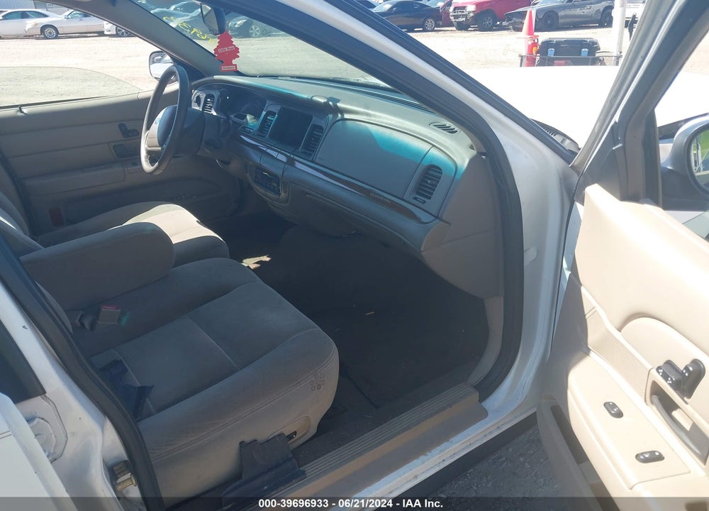 2003 FORD CROWN VICTORIA LX VIN: 2FAFP74WX3X153591