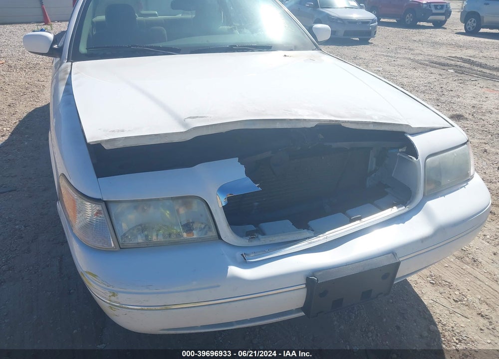 2003 FORD CROWN VICTORIA LX VIN: 2FAFP74WX3X153591
