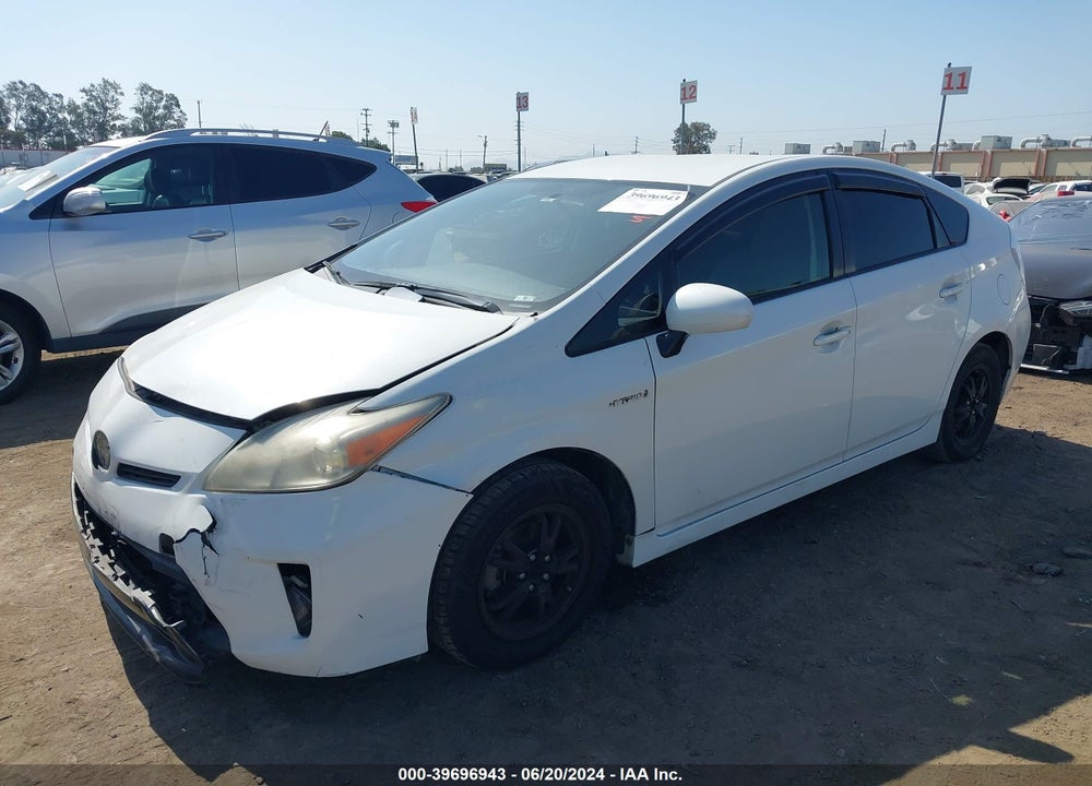 2013 TOYOTA PRIUS TWO VIN: JTDKN3DUXD5598308