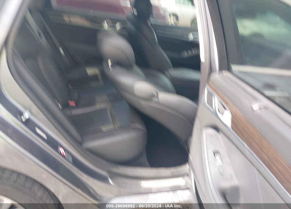 2015 HYUNDAI GENESIS 3.8 VIN: KMHGN4JE8FU068366