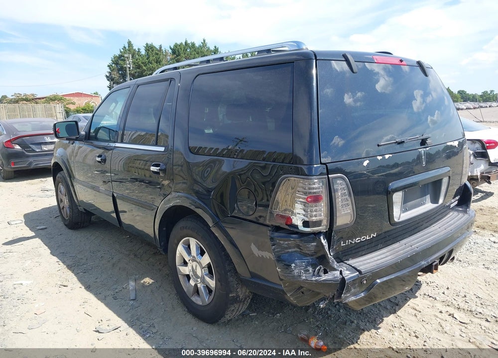 2006 LINCOLN NAVIGATOR LUXURY/ULTIMATE VIN: 5LMFU27556LJ21652