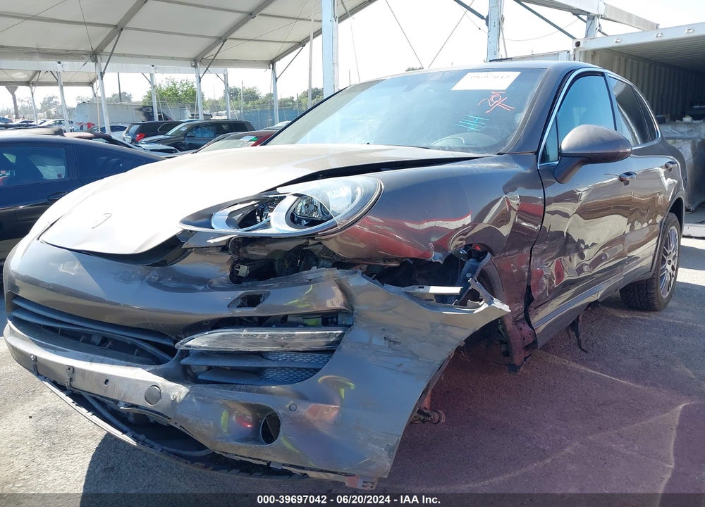 2011 PORSCHE CAYENNE S VIN: WP1AB2A28BLA41938
