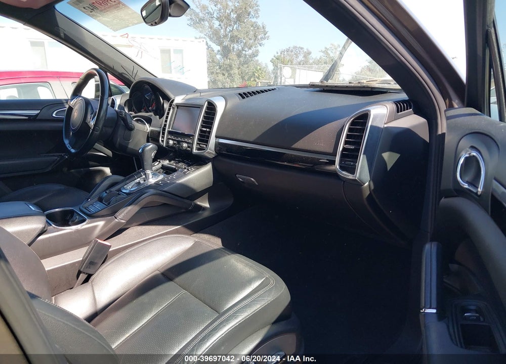 2011 PORSCHE CAYENNE S VIN: WP1AB2A28BLA41938