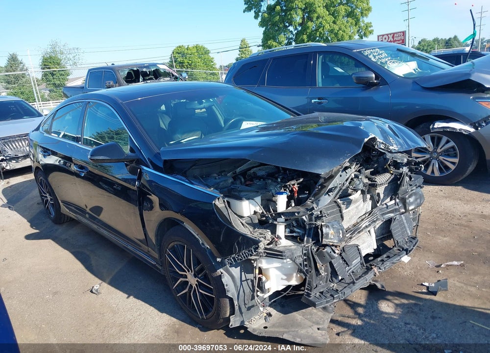 2018 HYUNDAI SONATA SPORT 2.0T VIN: 5NPE34AB9JH695524