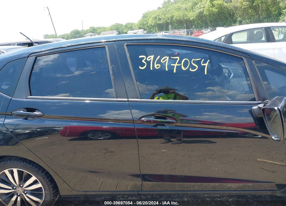2015 HONDA FIT EX VIN: 3HGGK5G85FM770705