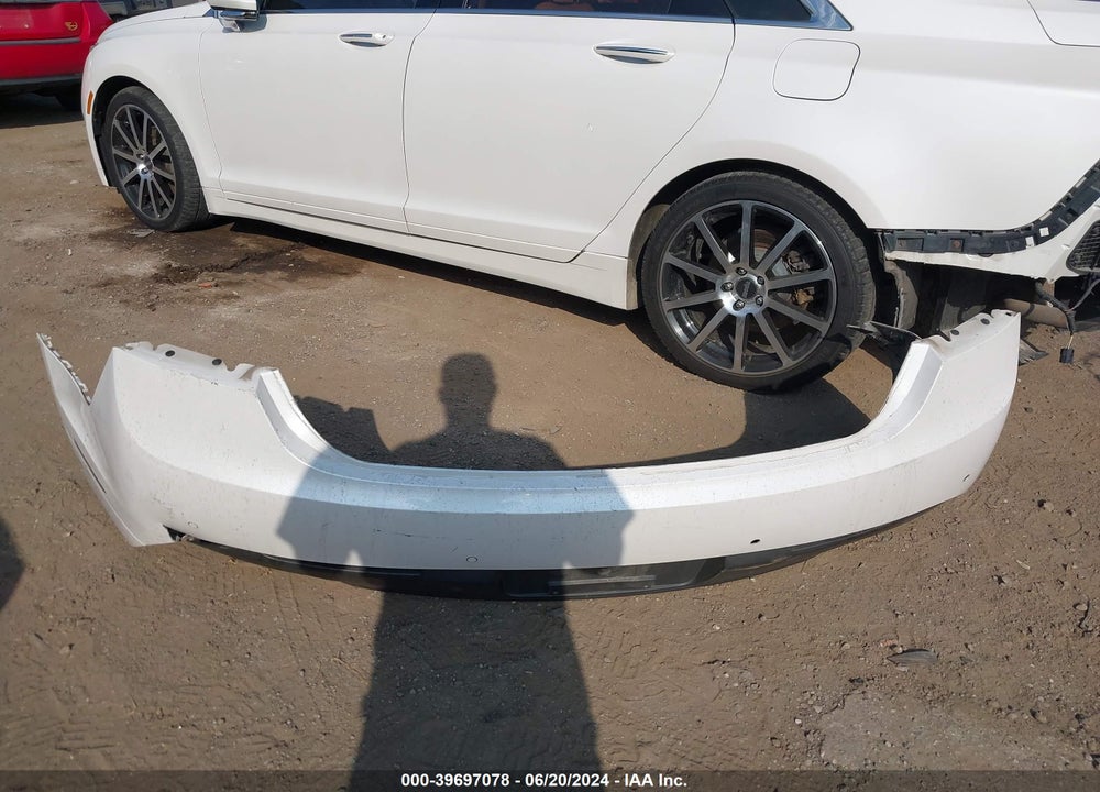 2015 LINCOLN MKZ VIN: 3LN6L2J97FR620410