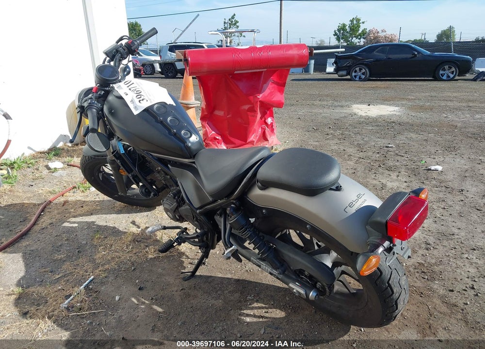 2018 HONDA CMX300 VIN: MLHNC5318J5100198
