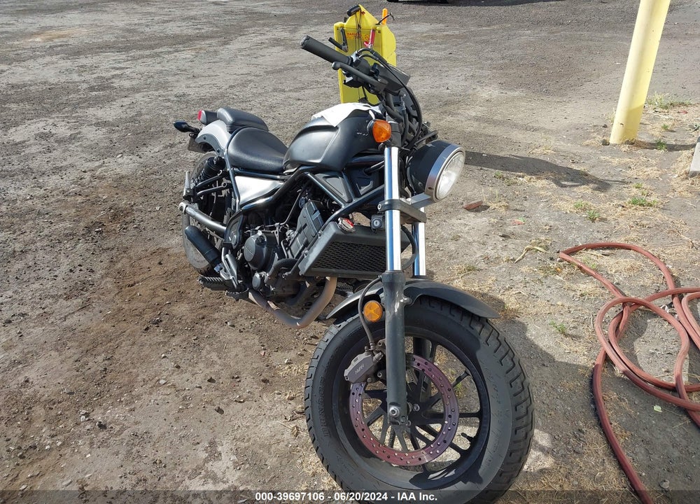 2018 HONDA CMX300 VIN: MLHNC5318J5100198