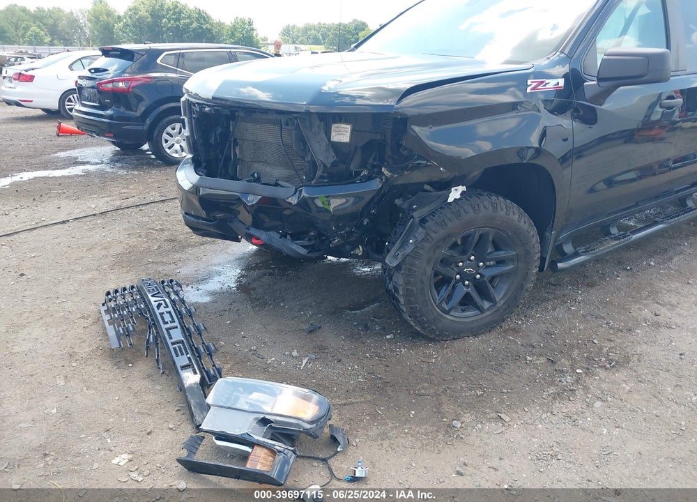 2021 CHEVROLET SILVERADO 1500 4WD SHORT BED CUSTOM TRAIL BOSS VIN: 1GCPYCEF5MZ399706