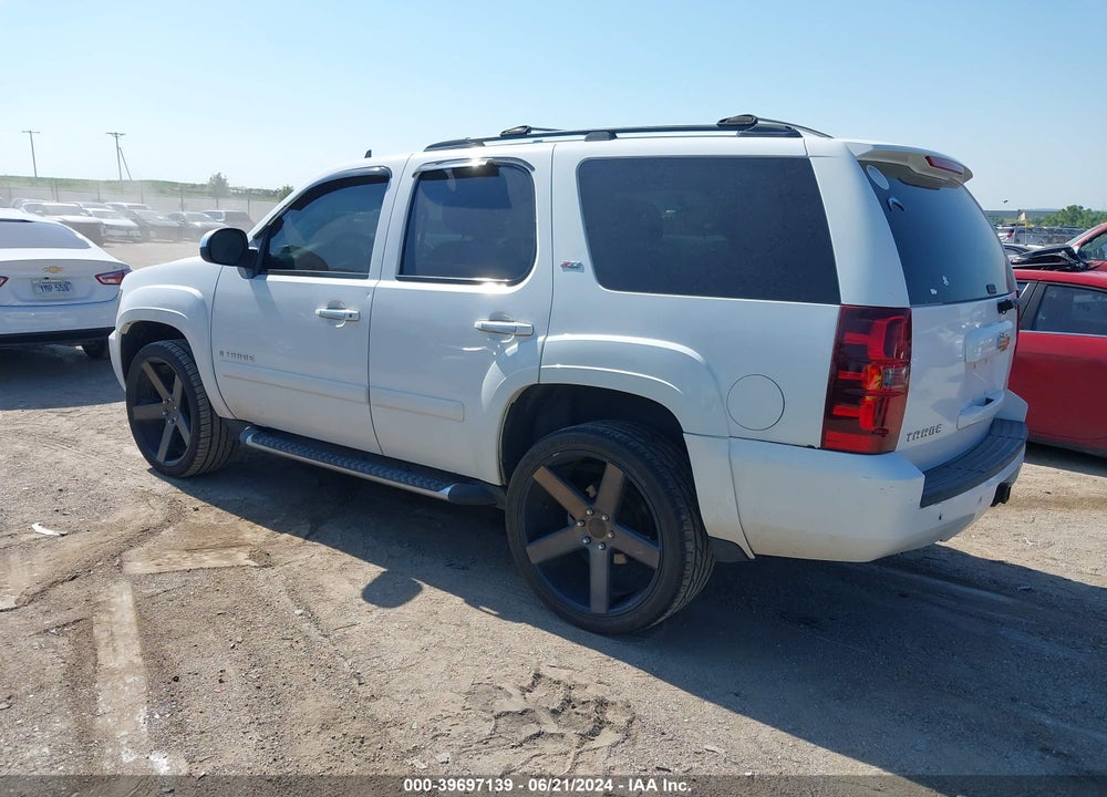 2007 CHEVROLET TAHOE LT VIN: 1GNFK13067R348002