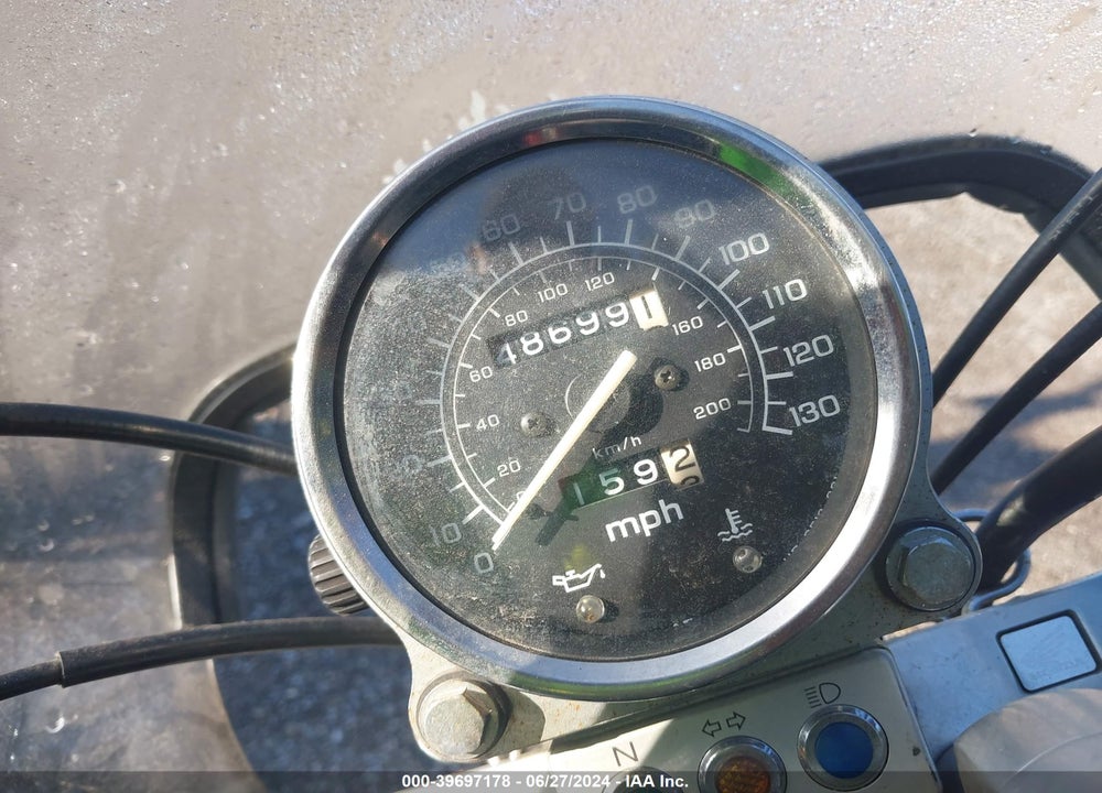2002 HONDA VT1100 C VIN: 1HFSC180X2A602367