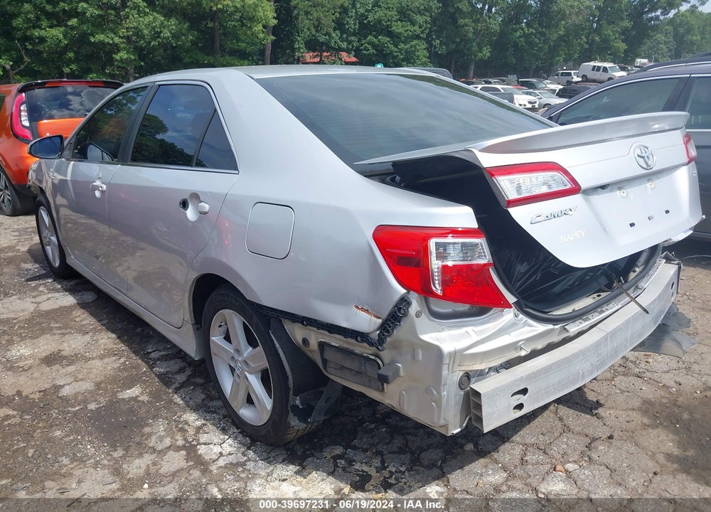 2014 TOYOTA CAMRY SE VIN: 4T1BF1FK7EU398129