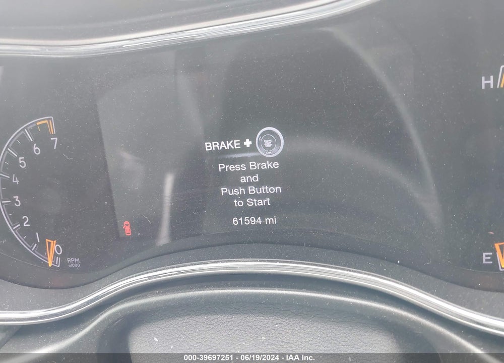2021 JEEP GRAND CHEROKEE LAREDO E 4X4 VIN: 1C4RJFAG3MC828891