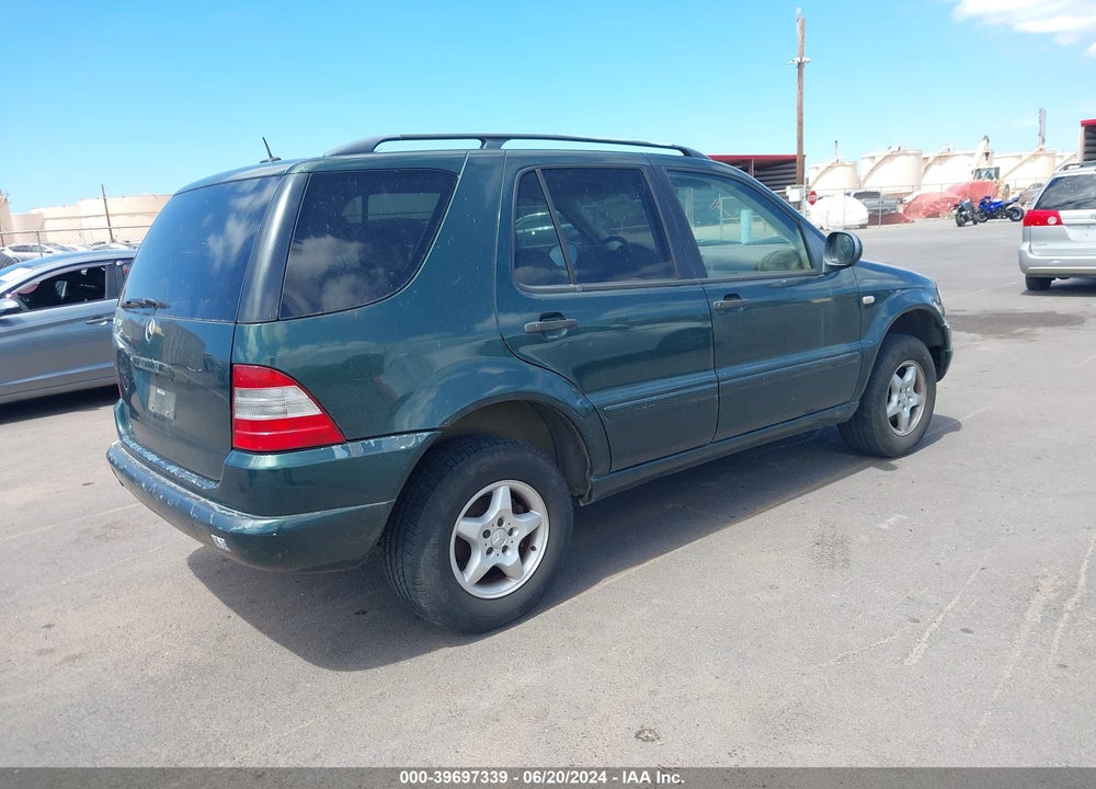 2001 MERCEDES-BENZ ML 320 VIN: 4JGAB54E21A280500