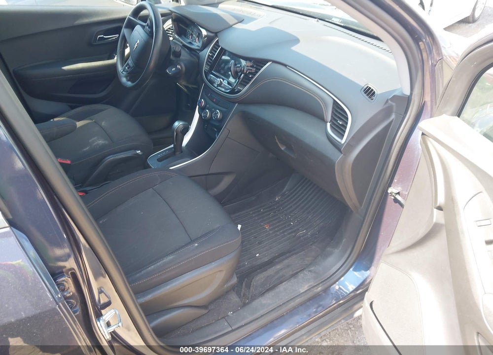 2019 CHEVROLET TRAX LT VIN: 3GNCJPSB4KL309923