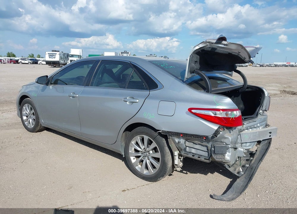 2017 TOYOTA CAMRY XLE VIN: 4T1BF1FK8HU656579