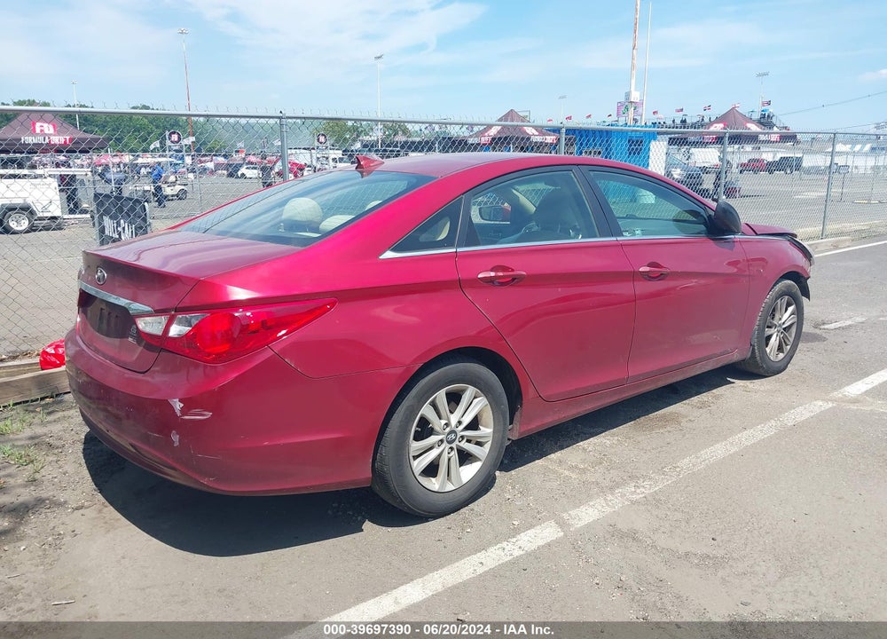 2013 HYUNDAI SONATA GLS VIN: 5NPEB4AC4DH580782