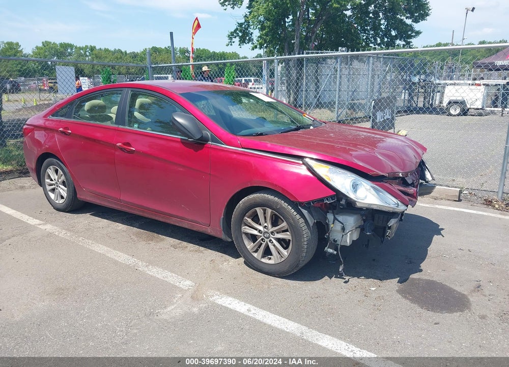 2013 HYUNDAI SONATA GLS VIN: 5NPEB4AC4DH580782