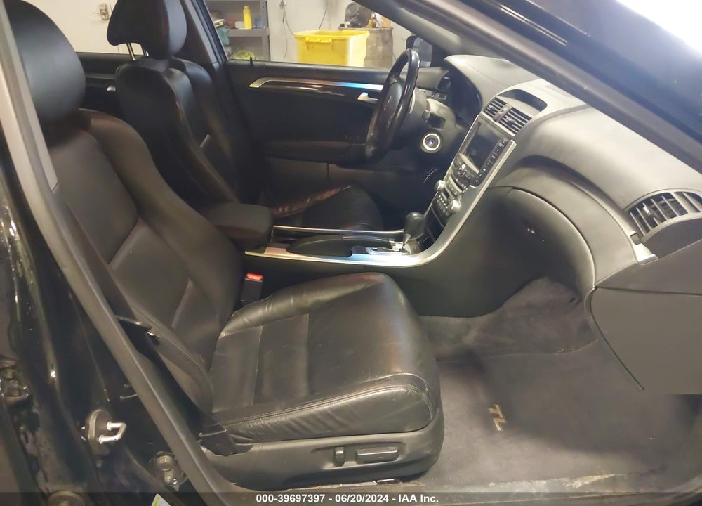 2008 ACURA TL 3.2 VIN: 19UUA66298A030504